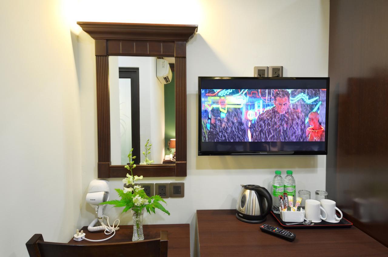 Hotel Kooler Inn Kota Kinabalu Exteriör bild
